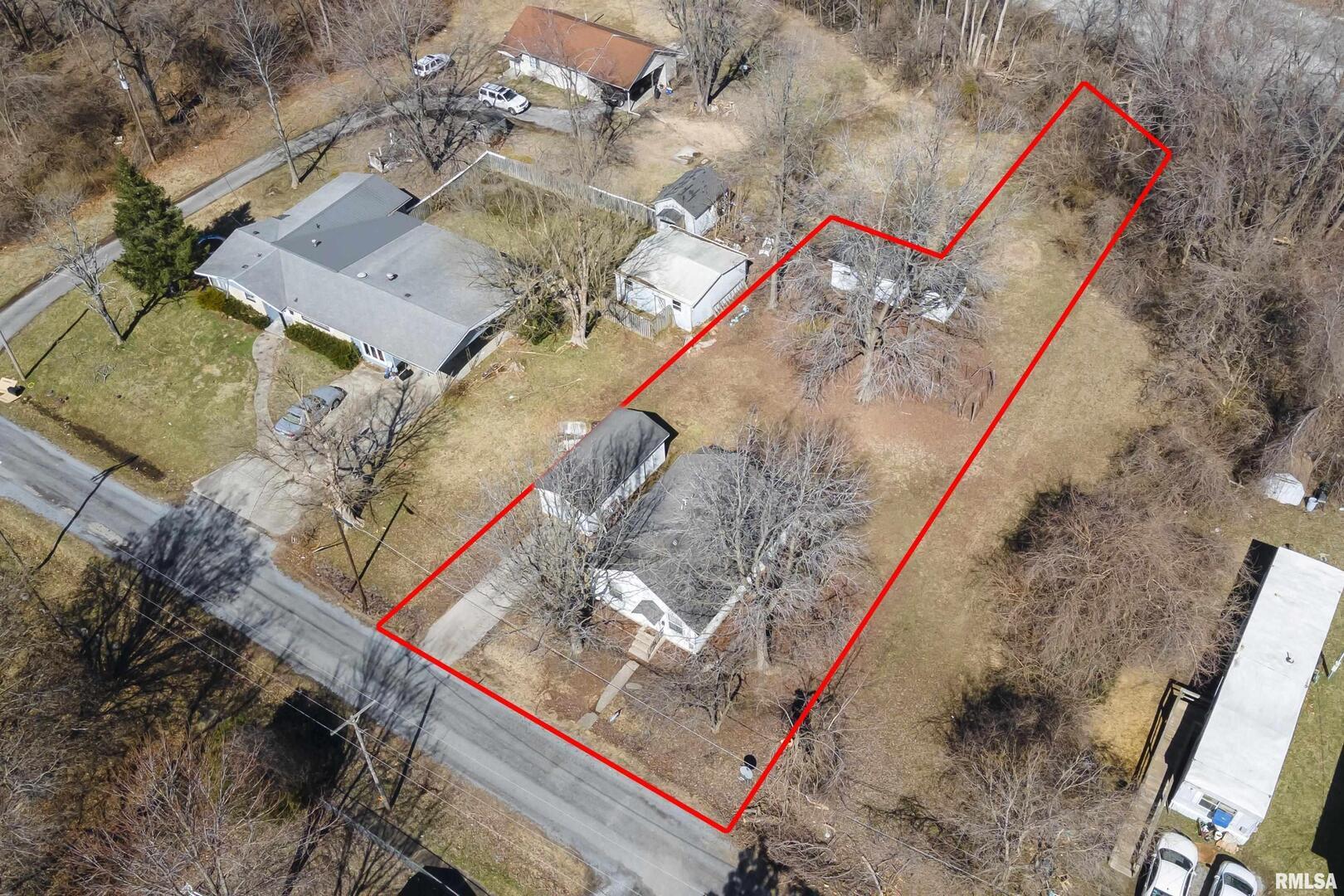 211 West Bryan Street Herrin, IL 62948 - Photo 3 of 14