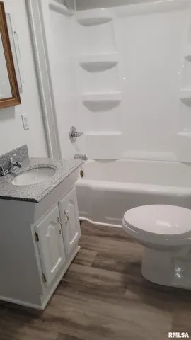 $79,000 | 211 West Bryan Street, Herrin, IL 62948