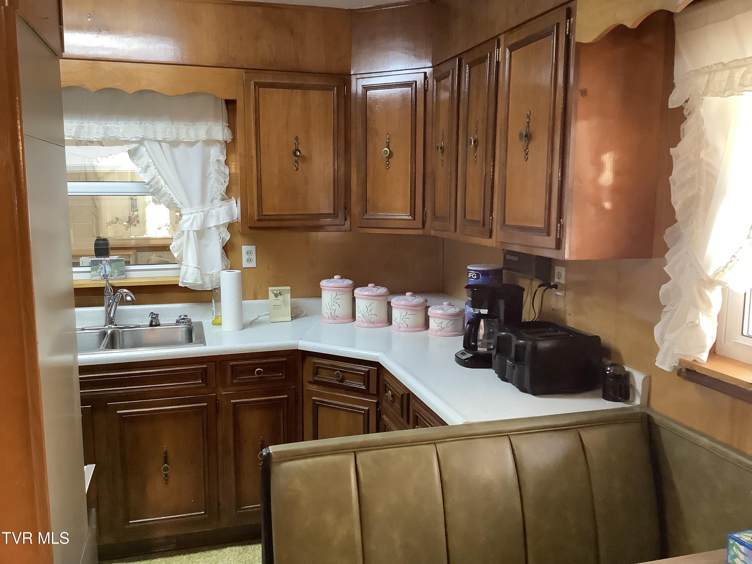 5610 Powell River Road Norton, VA 24273 - Photo 43 of 74 IMG_0418