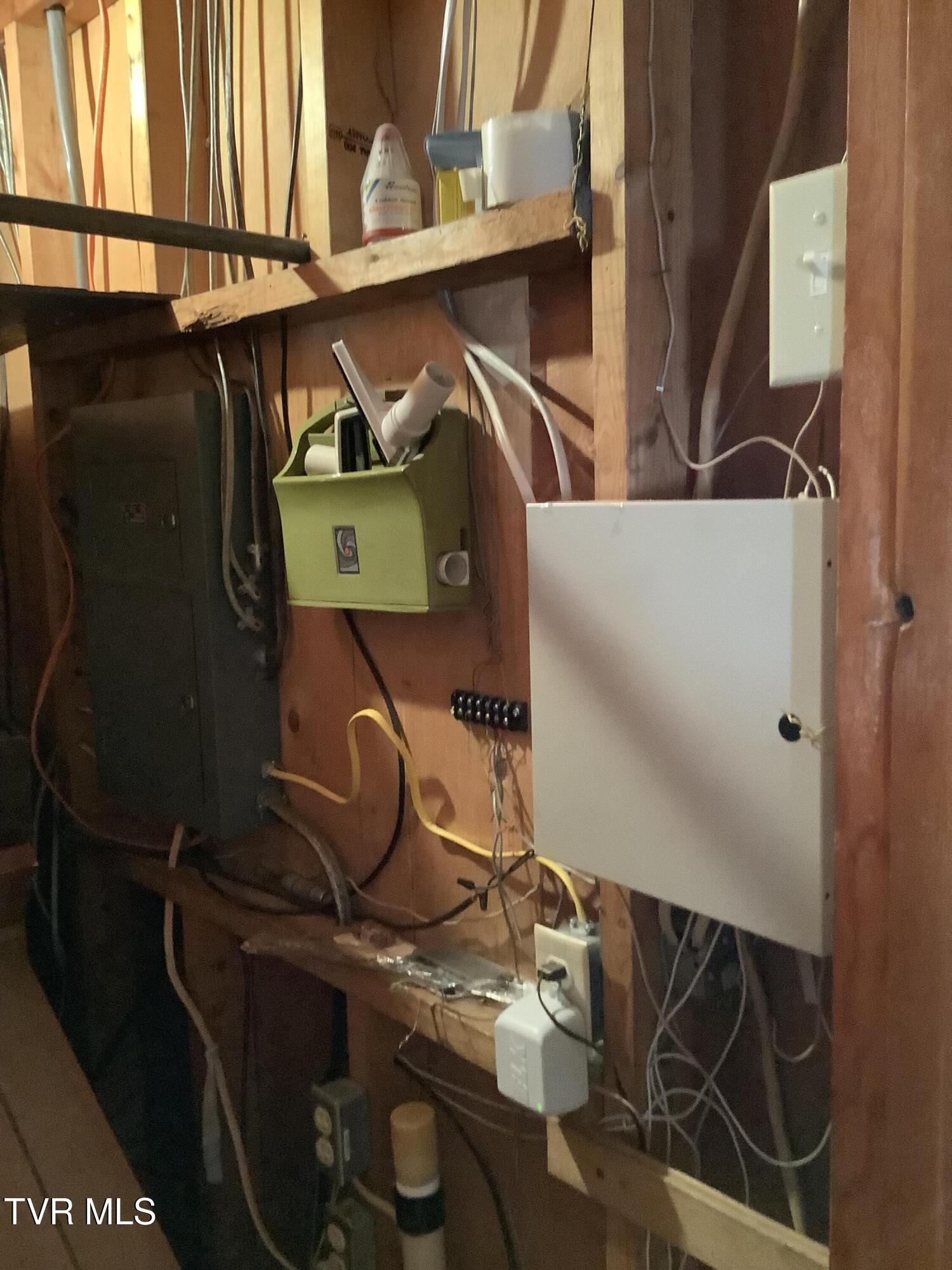 5610 Powell River Road Norton, VA 24273 - Photo 52 of 74 IMG_0427