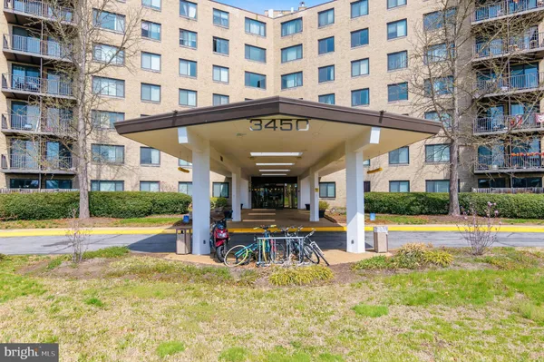 $120,000 | 3450 Toledo Terrace, Unit 205, Hyattsville, MD 20782