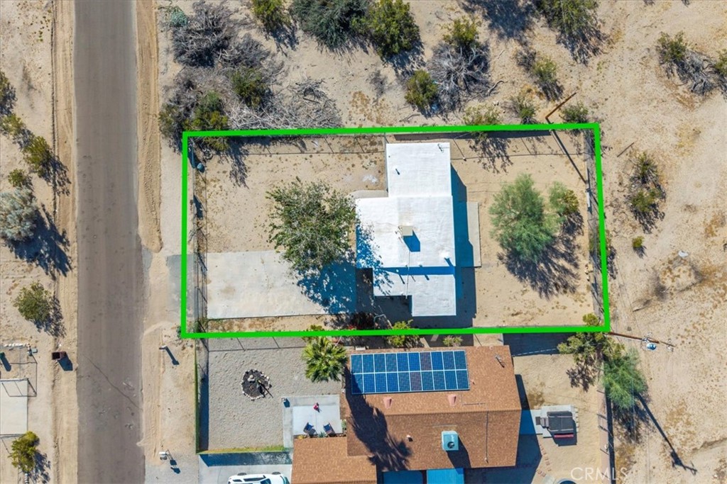 6686 Mojave Avenue Twentynine Palms, CA 92277 - Photo 41 of 41 an aerial view of house with yard