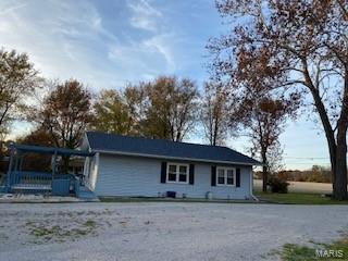 813 Ruedin Lane Godfrey, IL 62035 - Photo 1 of 11