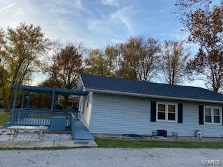 813 Ruedin Lane Godfrey, IL 62035 - Photo 2 of 11
