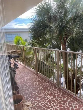 $1,950 | South Central Beach, Hollywood, FL 33019