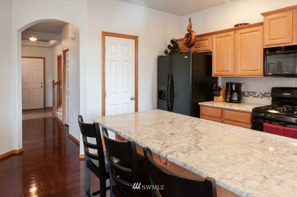 4626 146th Place Southeast Bothell, WA 98012 - Photo 9 of 22 Gallery Image 9