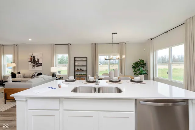 $344,995 | 10909 Helmcrest Drive, Indianapolis, IN 46239