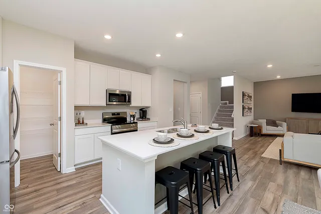 $344,995 | 10909 Helmcrest Drive, Indianapolis, IN 46239