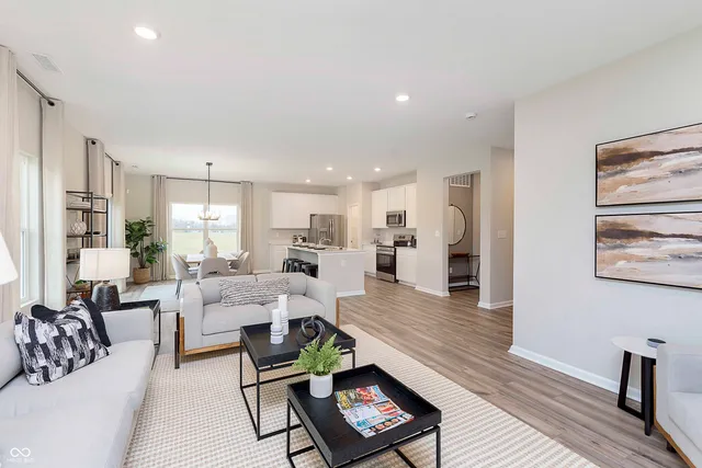 $344,995 | 10909 Helmcrest Drive, Indianapolis, IN 46239