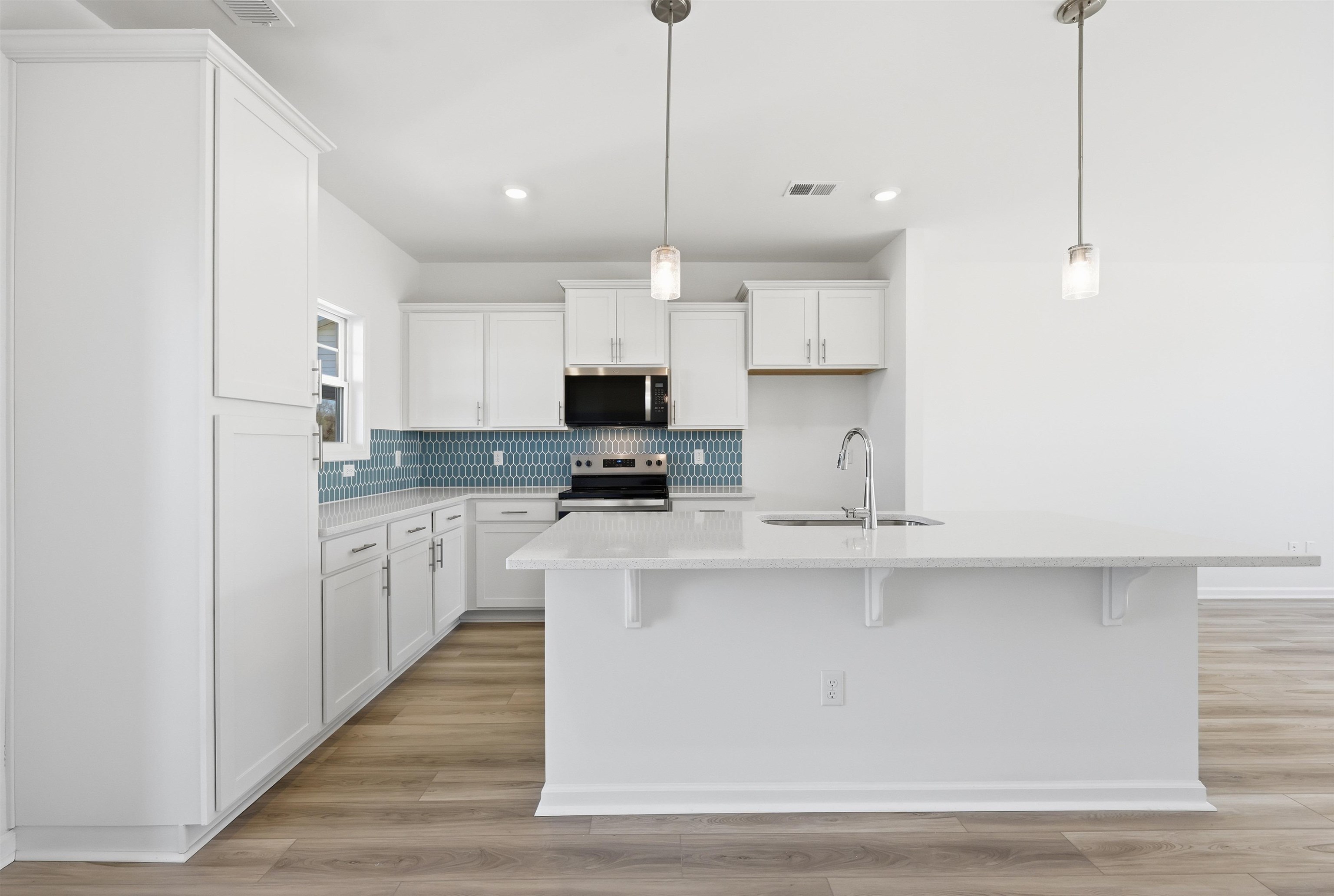 4111 Collins Farm Way Conway, SC 29526 - Photo 8 of 38