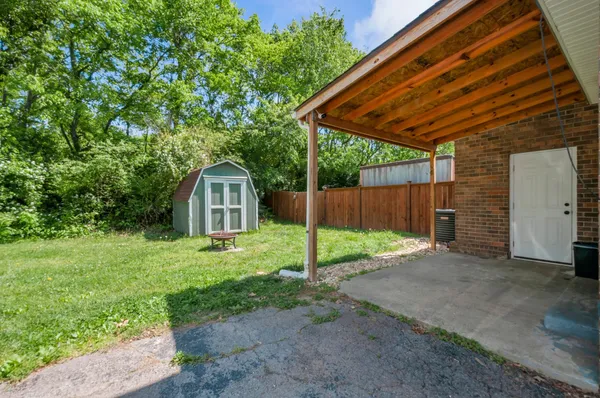 $1,750 | 738 McPherson Drive, Nashville, TN 37221