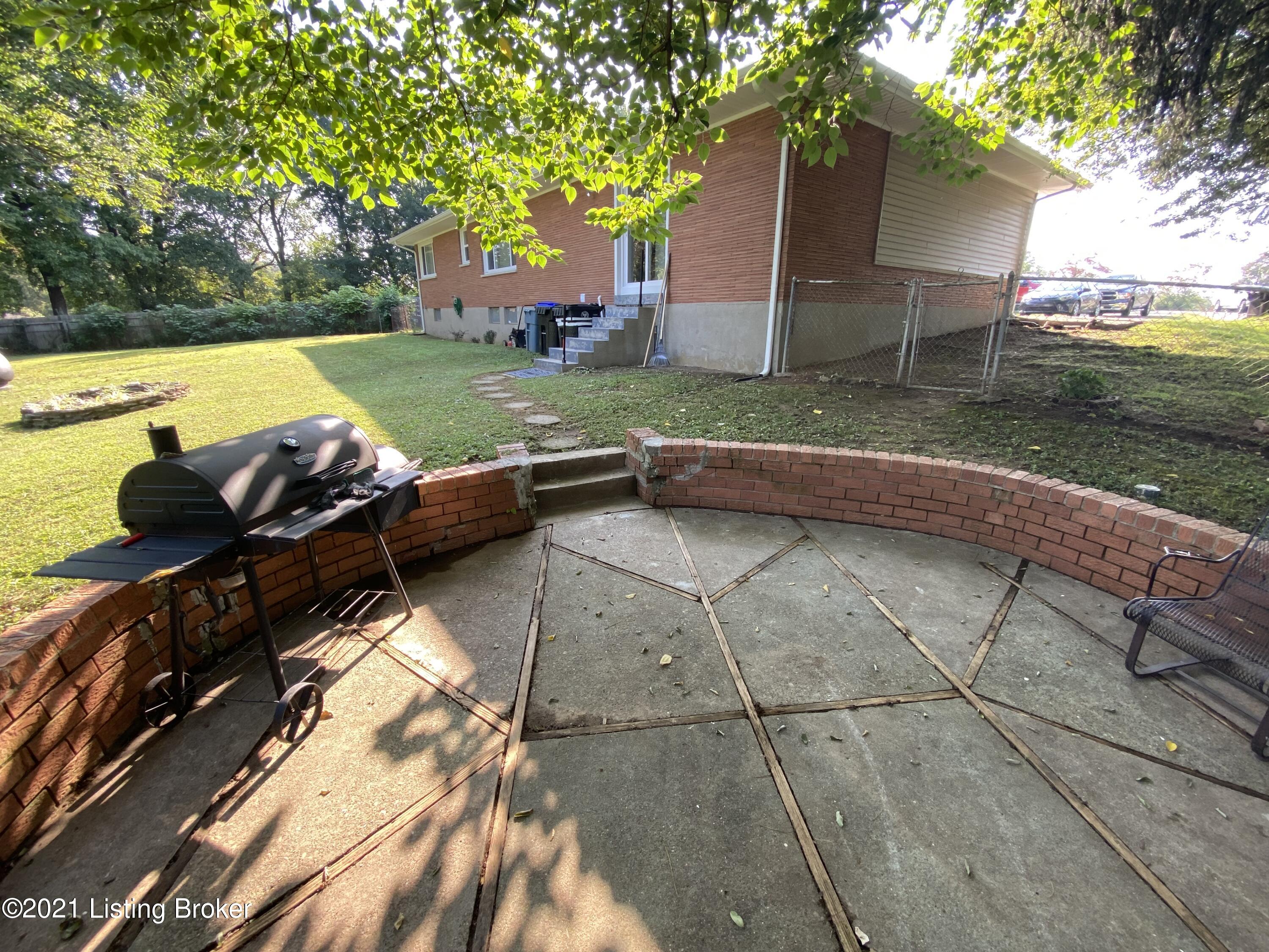 5400 Rolling Ridge Road Louisville, KY 40214 - Photo 57 of 58 IMG_2416