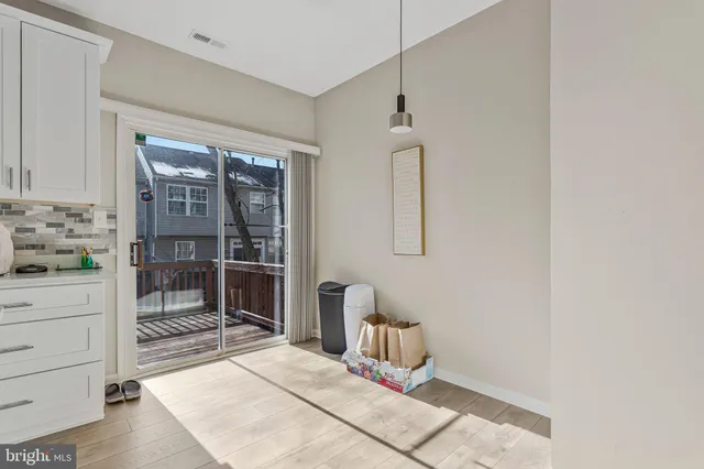 $3,000 | 1735 Wood Carriage Way, Unit 101, Severn, MD 21144