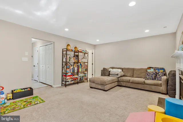 $3,000 | 1735 Wood Carriage Way, Unit 101, Severn, MD 21144