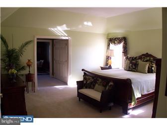 435 West Deer Pointe Road West Chester, PA 19382 - Photo 10 of 12 Gallery Image 10