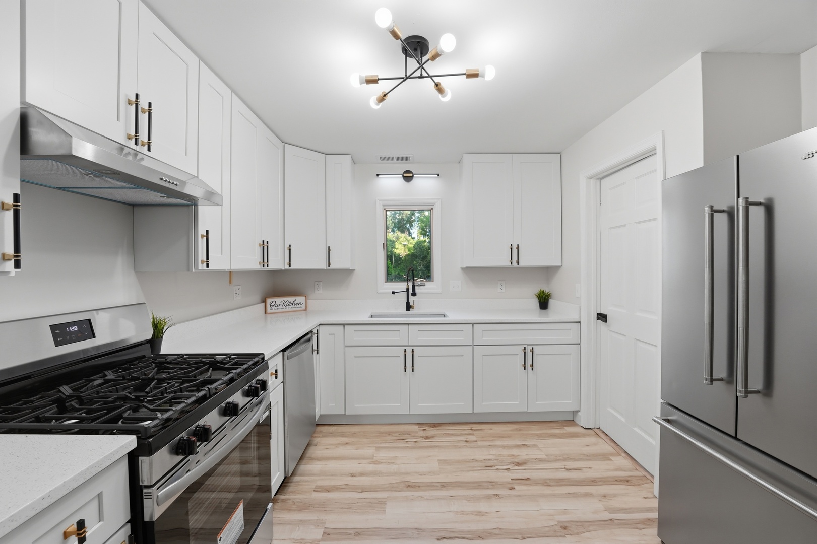 2804 Russett Road McHenry, IL 60050 - Photo 8 of 24