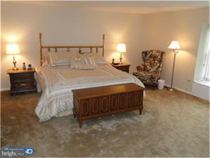 304 North Riding Drive Moorestown, NJ 08057 - Photo 12 of 21 Gallery Image 12