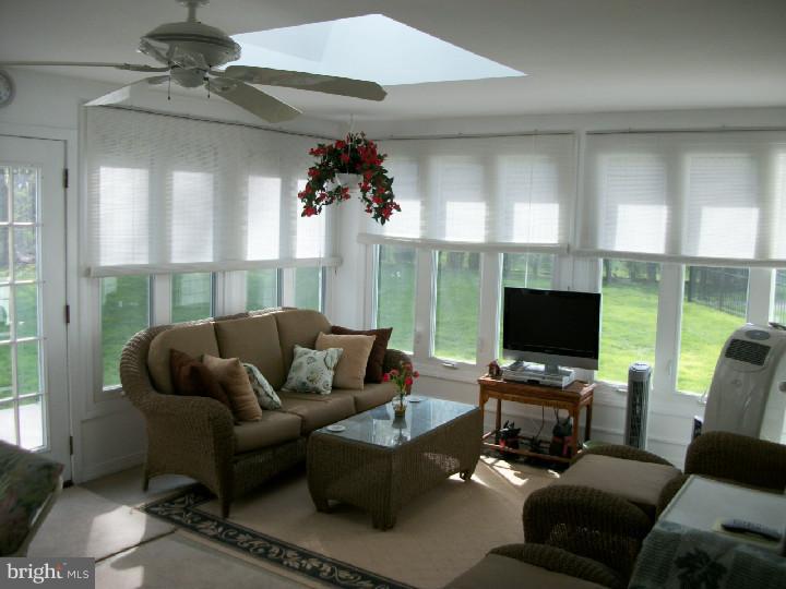 304 North Riding Drive Moorestown, NJ 08057 - Photo 18 of 21 Gallery Image 18