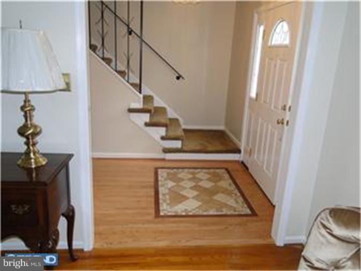 304 North Riding Drive Moorestown, NJ 08057 - Photo 3 of 21 Gallery Image 3