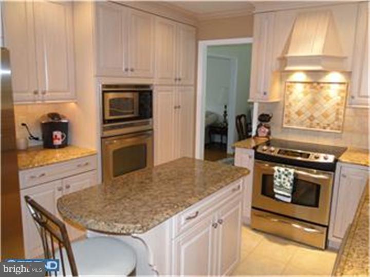 304 North Riding Drive Moorestown, NJ 08057 - Photo 9 of 21 Gallery Image 9