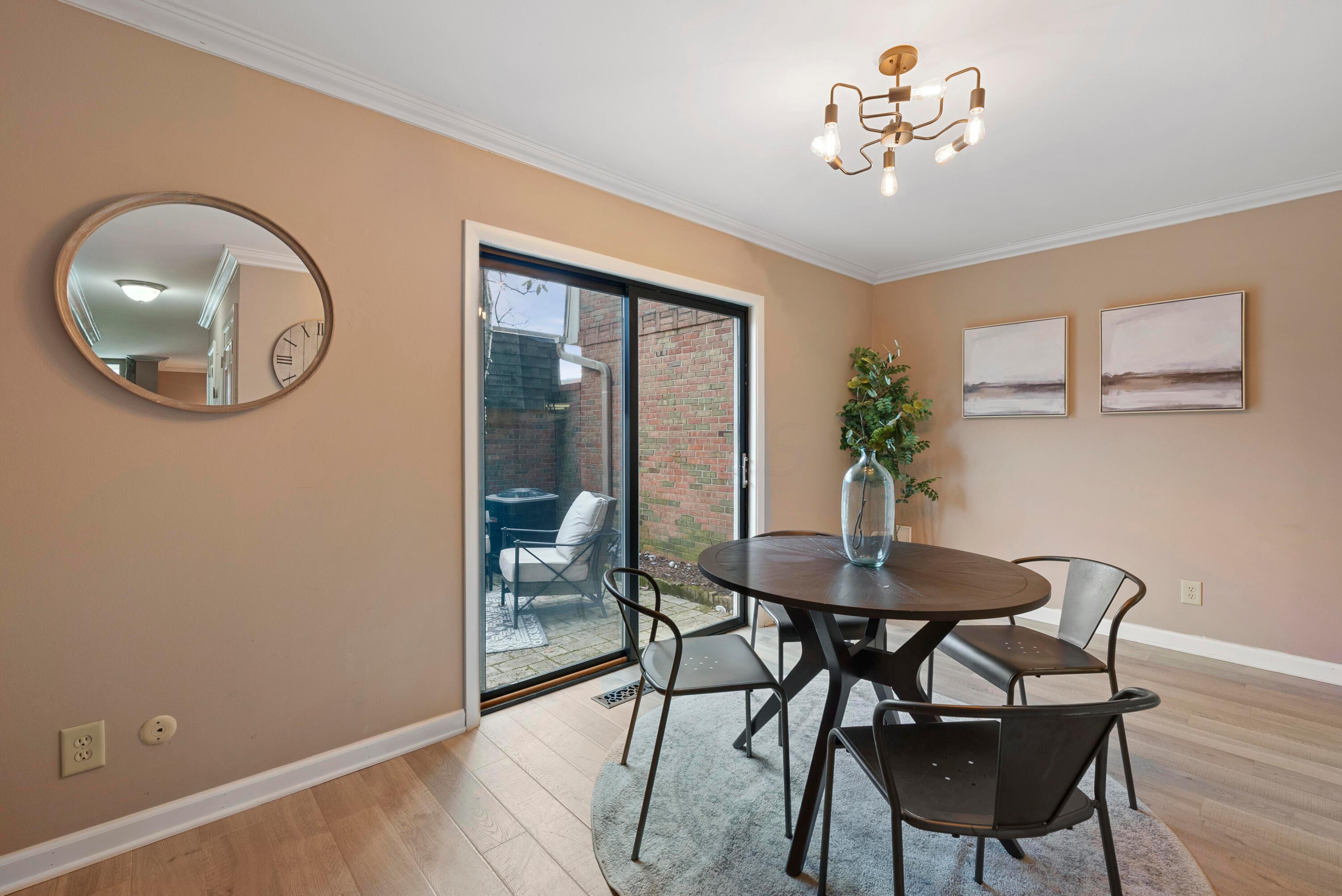 3600 Reed Road, Unit 20 Columbus, OH 43220 - Photo 14 of 41 Dining Room