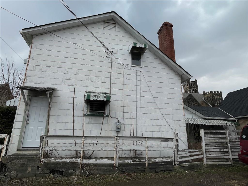 227 West North Street Butler, PA 16001 - Photo 5 of 18