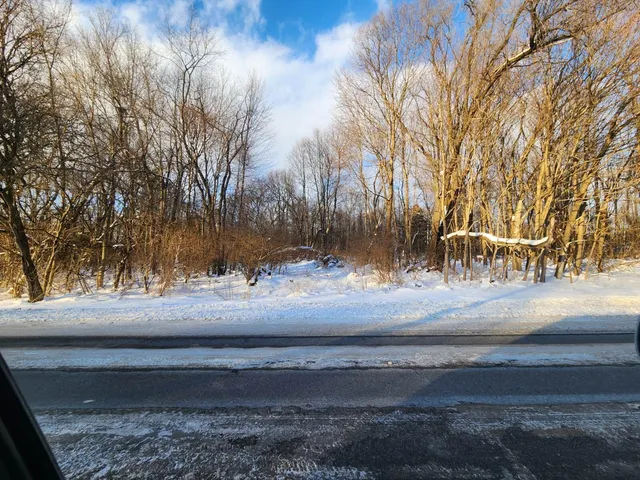 $382,500 | 2807 South 13th Street, Niles, MI 49120