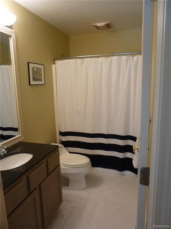 1879 Beaver Creek Drive Rochester, MI 48307 - Photo 12 of 24