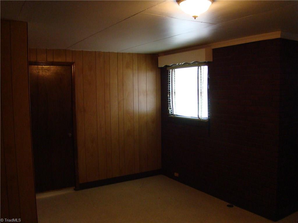 235 Rolling Road Burlington, NC 27217 - Photo 11 of 19 Gallery Image 11