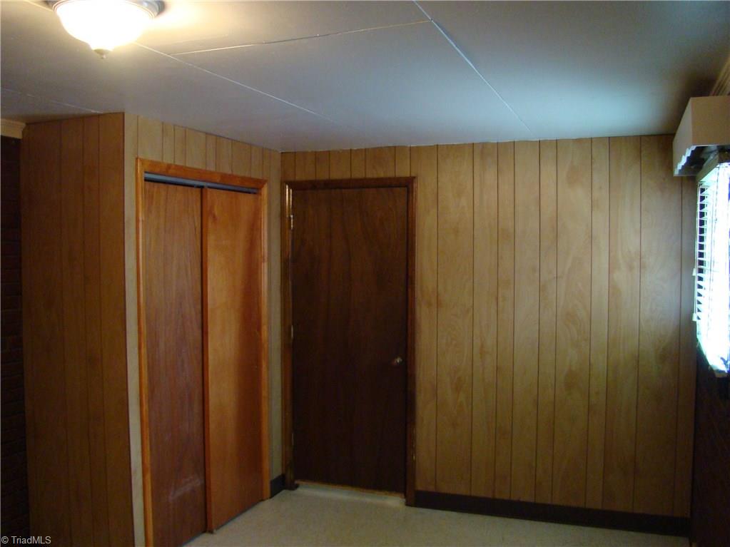 235 Rolling Road Burlington, NC 27217 - Photo 12 of 19 Gallery Image 12