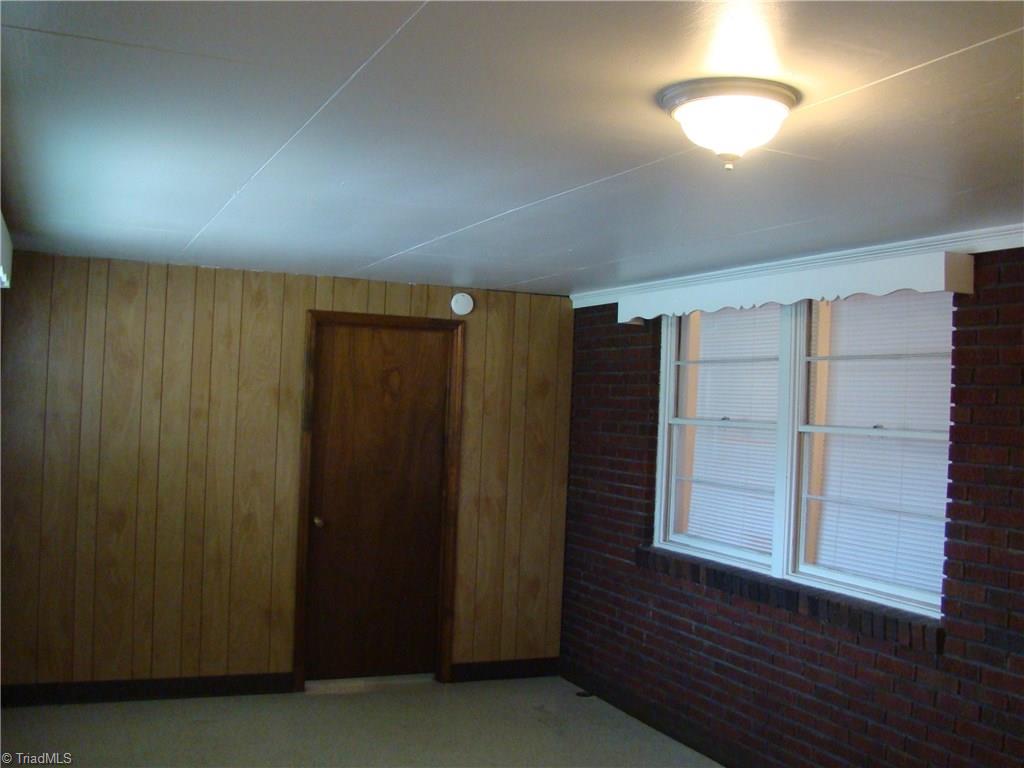 235 Rolling Road Burlington, NC 27217 - Photo 14 of 19 Gallery Image 14