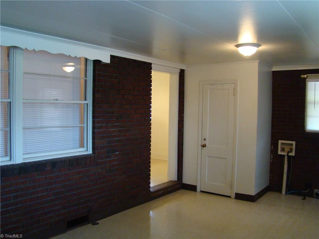 235 Rolling Road Burlington, NC 27217 - Photo 15 of 19 Gallery Image 15