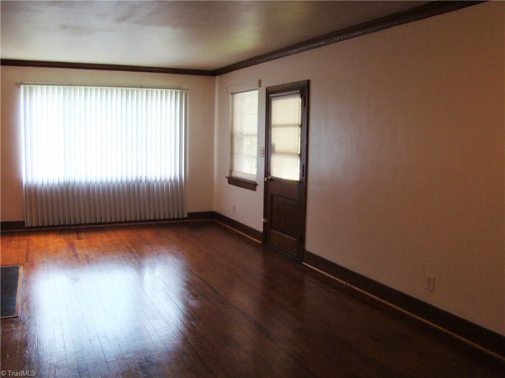 235 Rolling Road Burlington, NC 27217 - Photo 3 of 19 Gallery Image 3
