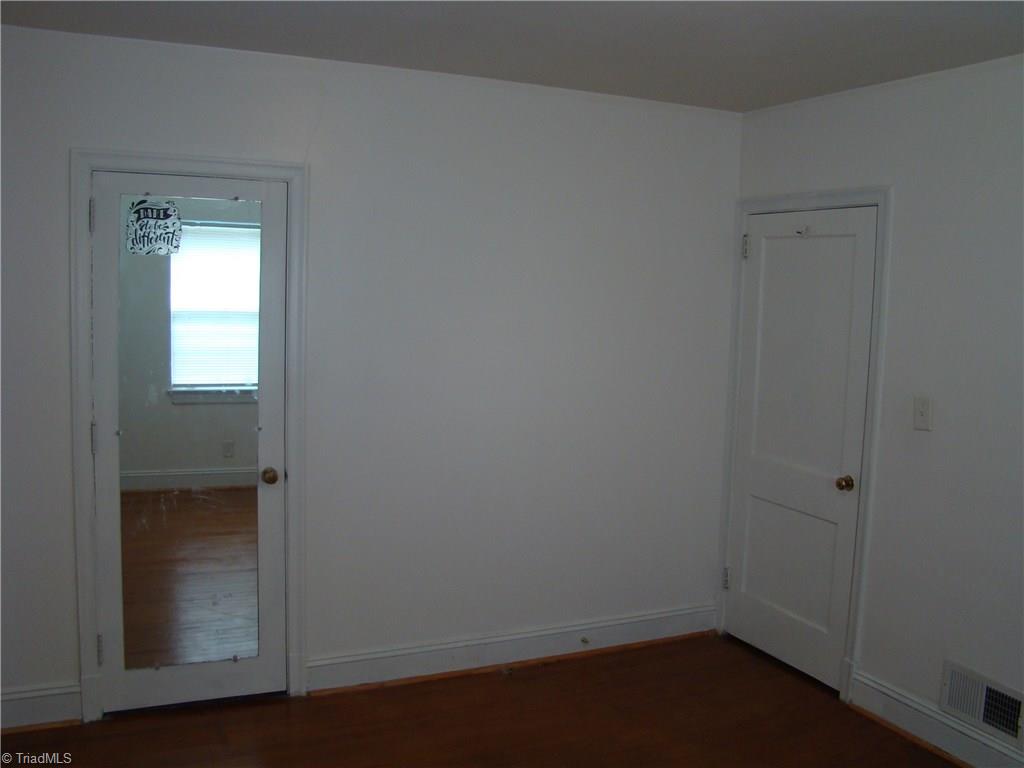 235 Rolling Road Burlington, NC 27217 - Photo 6 of 19 Gallery Image 6