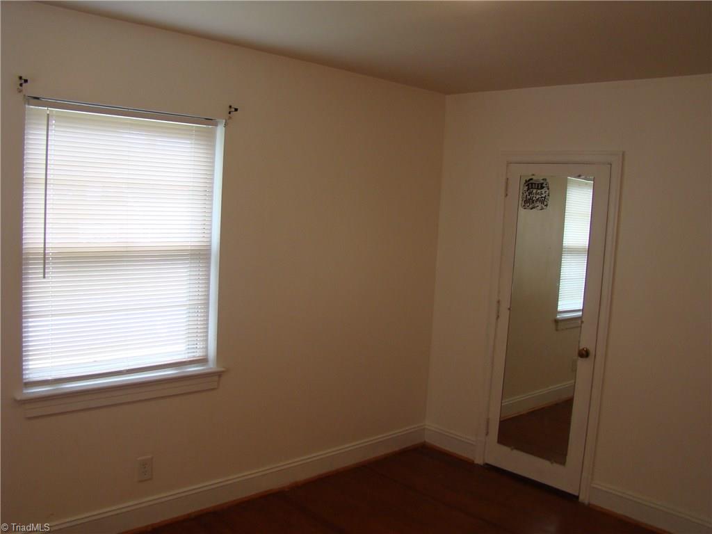 235 Rolling Road Burlington, NC 27217 - Photo 7 of 19 Gallery Image 7