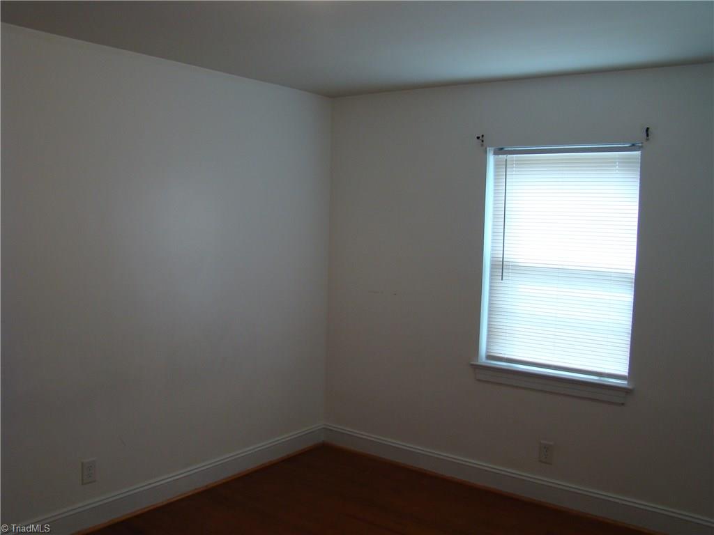 235 Rolling Road Burlington, NC 27217 - Photo 8 of 19 Gallery Image 8