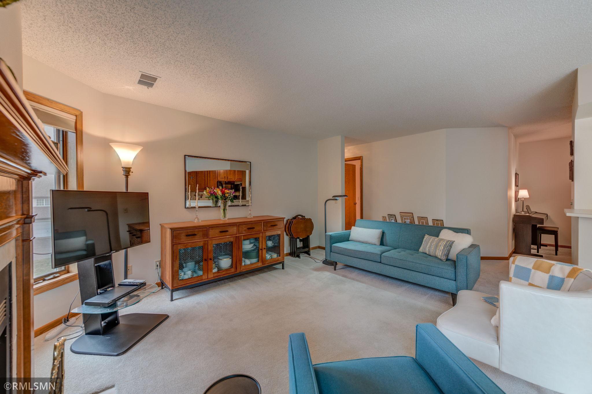 760 County Rd F West, Unit H Shoreview, MN 55126 - Photo 5 of 22 Gallery Image 5