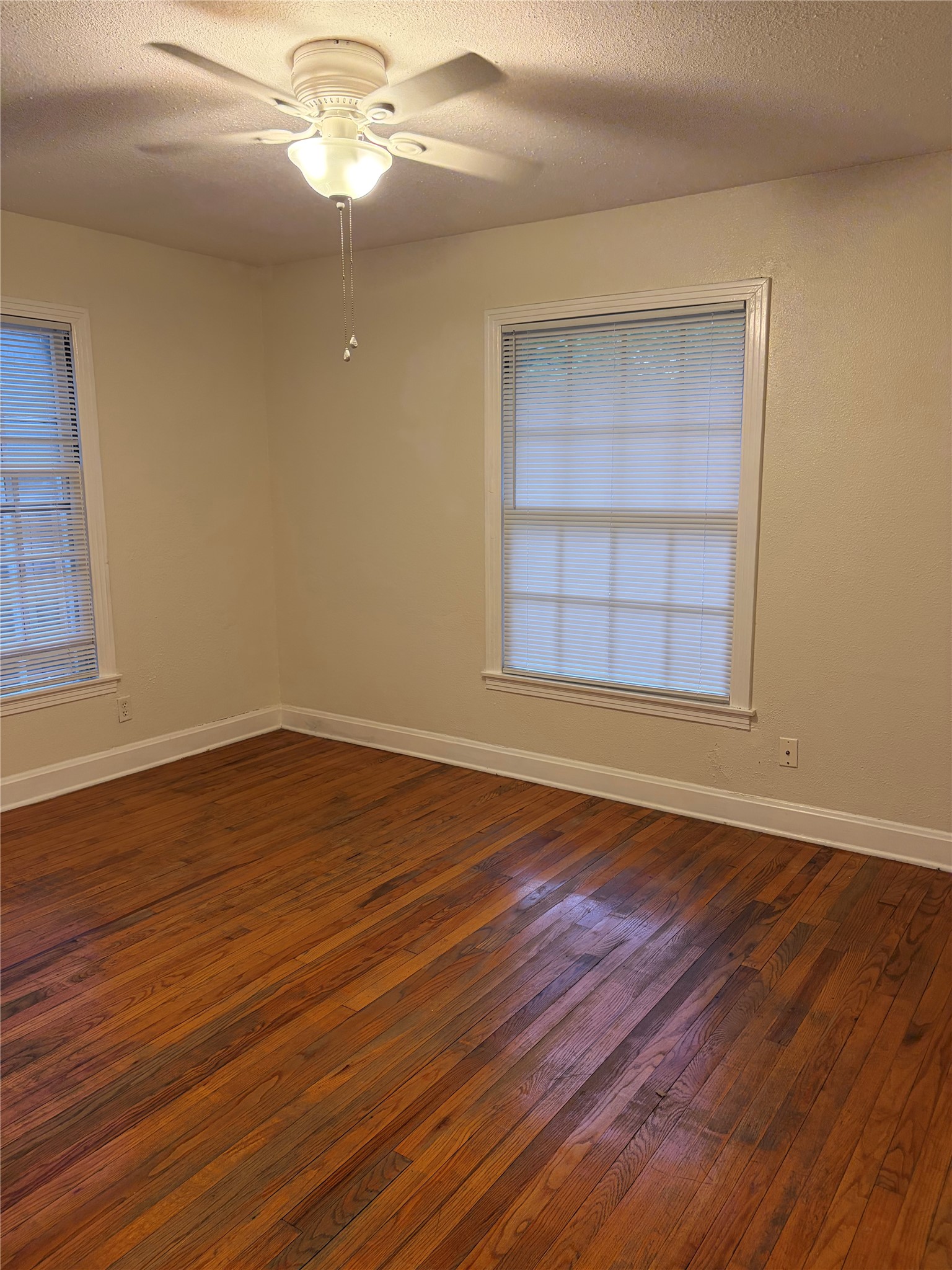 5618 Bull Creek Road Austin, TX 78756 - Photo 3 of 10 Gallery Image 3