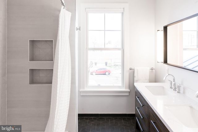 $1,206,500 | 1231 E Street Southeast, Washington, DC 20003