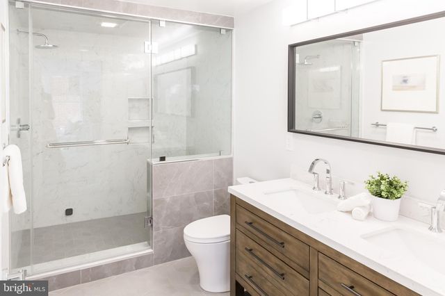 $1,206,500 | 1231 E Street Southeast, Washington, DC 20003