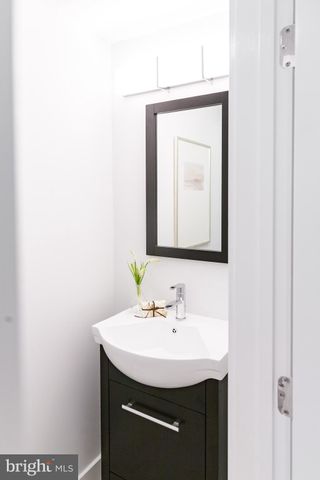 $1,206,500 | 1231 E Street Southeast, Washington, DC 20003