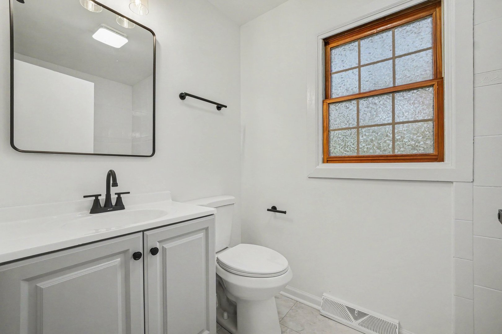 511 Prospect Place Joliet, IL 60436 - Photo 14 of 24