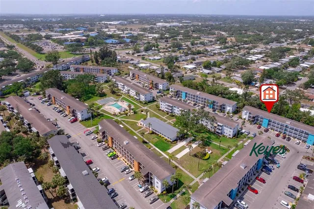 $110,000 | 2113 Canal Drive, Unit B2, Bradenton, FL 34207