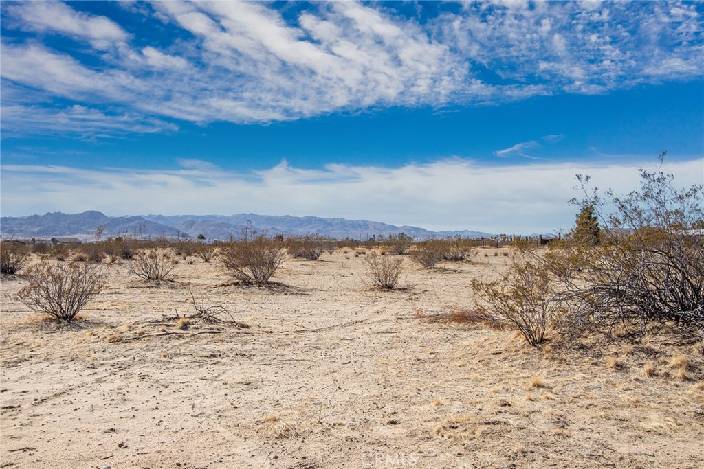 64475 Sun Mesa Road Joshua Tree, CA 92252 - Photo 6 of 9 a view of ocean view with beach