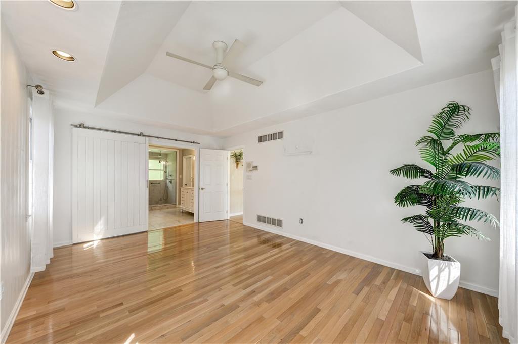 385 Cobblestone Circle McKees Rocks, PA 15136 - Photo 13 of 25