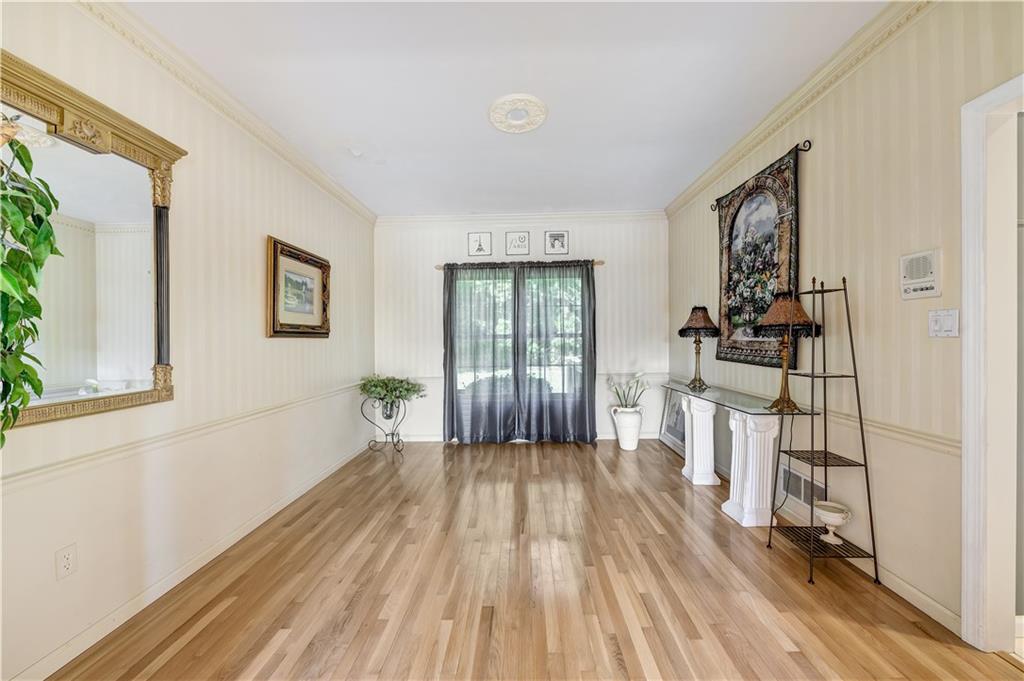 385 Cobblestone Circle McKees Rocks, PA 15136 - Photo 5 of 25