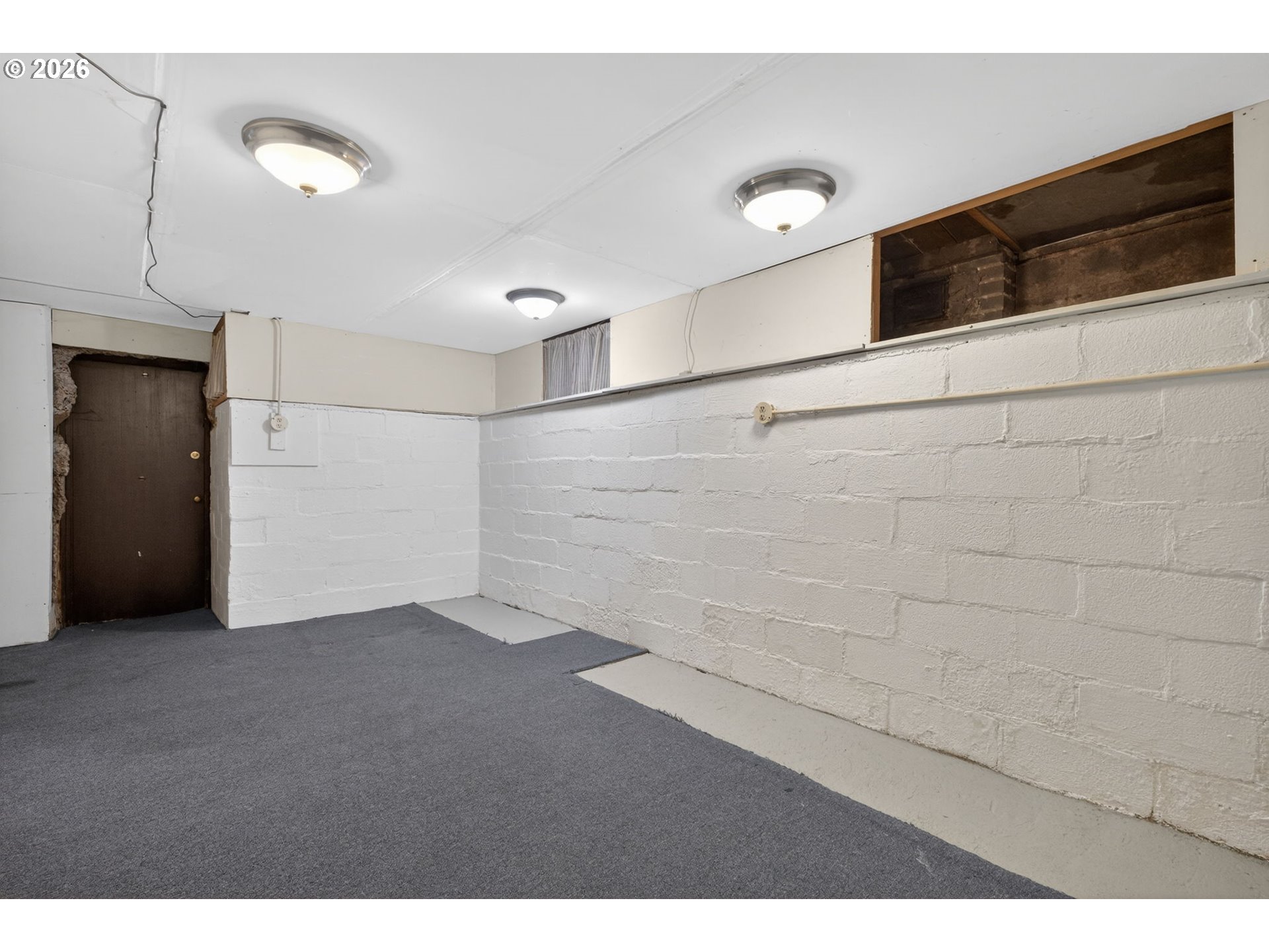 6971 North Vincent Avenue Portland, OR 97217 - Photo 34 of 48 a view of an empty room