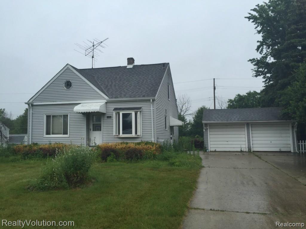 326 Davis Lake Road Lapeer, MI 48446 - Photo 1 of 15