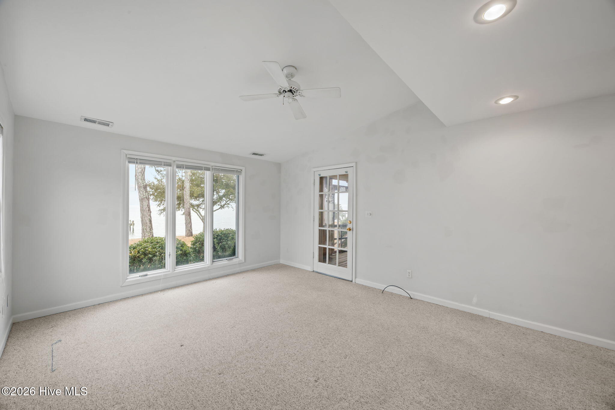 236 Morrison Road Oriental, NC 28571 - Photo 17 of 64 23-web-or-mls-0C0A2238_1