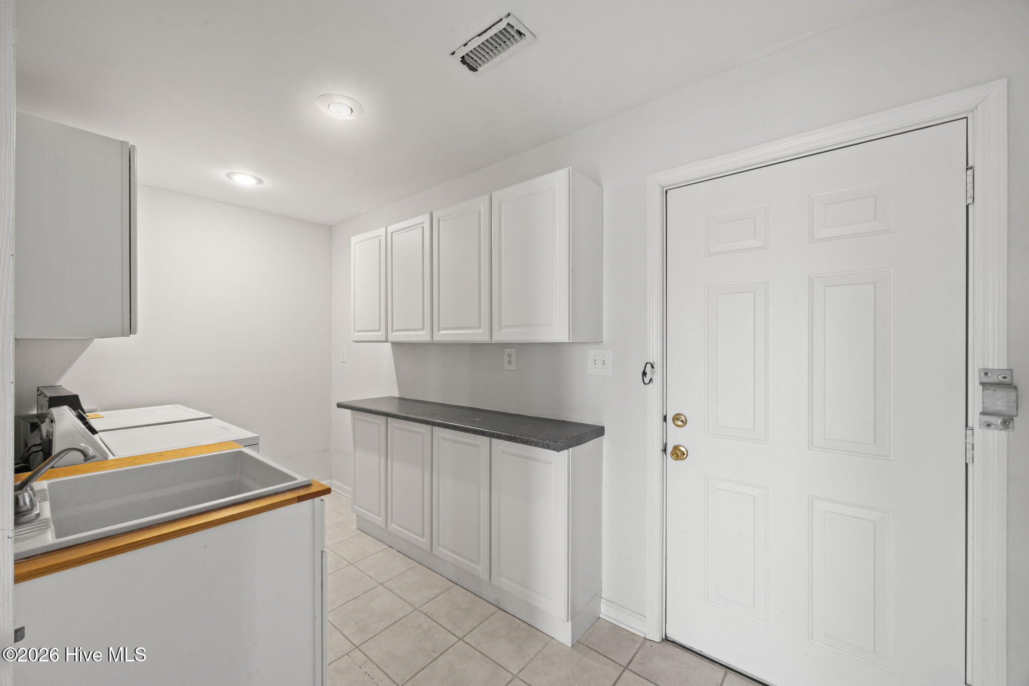 236 Morrison Road Oriental, NC 28571 - Photo 33 of 64 4-web-or-mls-0C0A2163_1